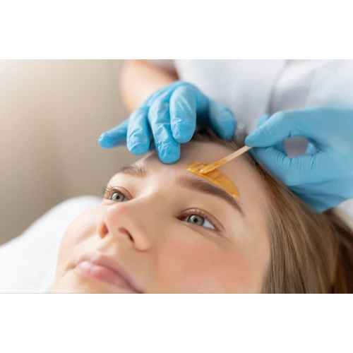 Why Ruhee Is a Top Choice for Home Waxing in Dubai